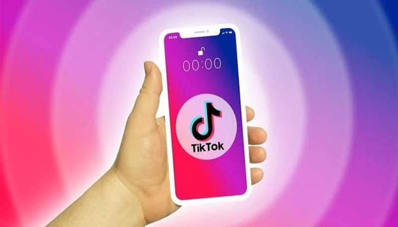 Walmart partners with Microsoft in a bid to buy TikTok-dnm