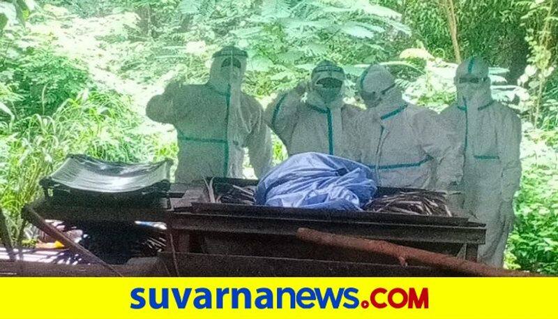 hindu jagarana vedike group conducts last rites Who Death From Covid19 at Udupi