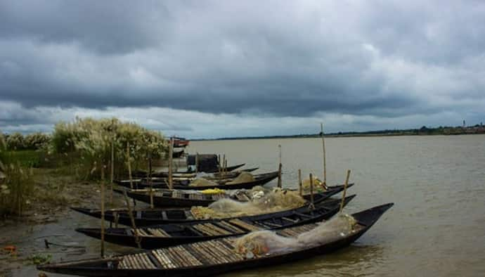 ঘুরেফিরে সেই মেঘের রাজ বাংলার আকাশে, চলতি বছরে জাঁকিয়ে শীতের পূর্বাভাস কলকাতায়