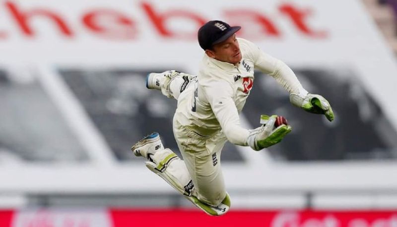 Watch video jos buttler takes a stunner vs pakistan