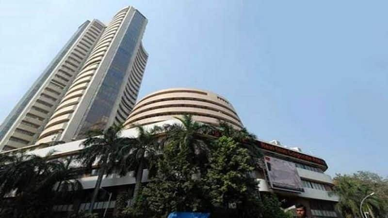 Nifty at 17,617, Sensex ends 427 points lower on last trading day of week