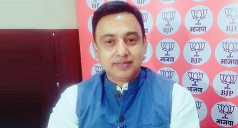 एमपी में कांग्रेस सरकार गिराने का मिला इनाम, यूपी में भाजपा ने खेला मुस्लिम कार्ड