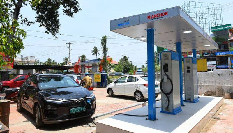 250 E vehicle charging stations to come up all over kerala