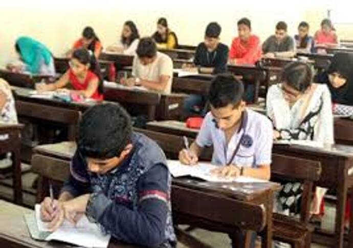 3 दिन बाद शुरू हैं CBSE 10th, 12th के कंपार्टमेंट एग्जाम, पढ़ लें सारी डिटेल्स