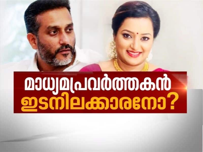 What is the connection between Swapna and Anil Nambiar in Kerala Gold Smuggling Scam