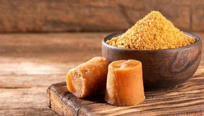 Here are 10 unbeatable benefits of jaggery for a healthier you-dnm