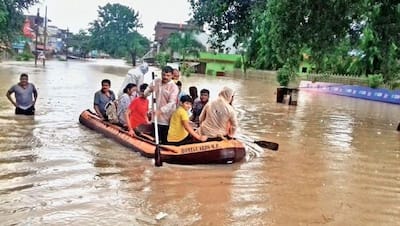 MP में मौत बनकर बरसा पानी:रातभर जागते रहे लोग, खाली हुए 100 गांव..ढह गए सैकड़ों मकान..देखें तस्वीरें