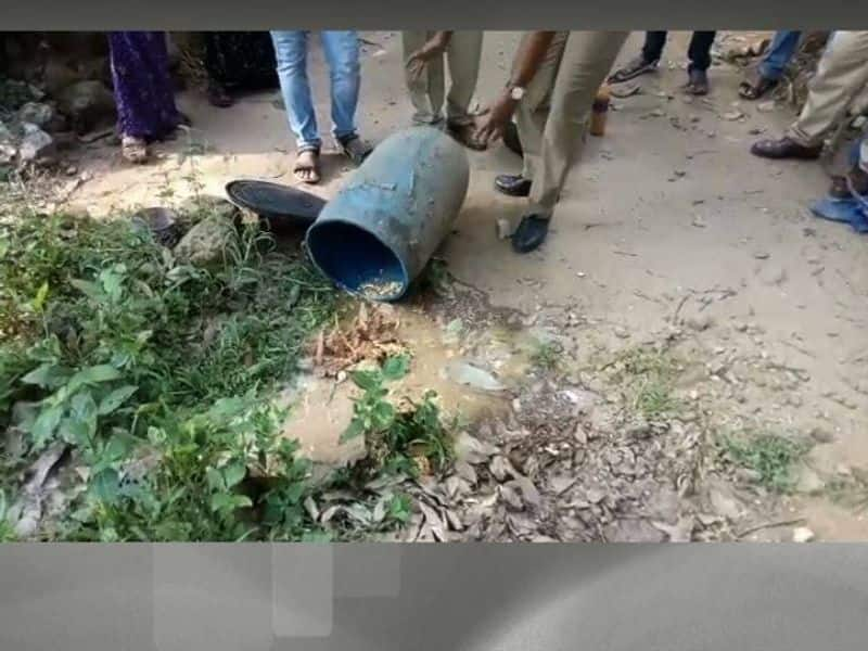 800 litres of illicit liquor found and demolished in salem