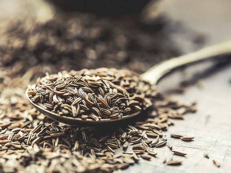 Cumin Unknown benefits and reasons why you should add jeera to your diet-dnm