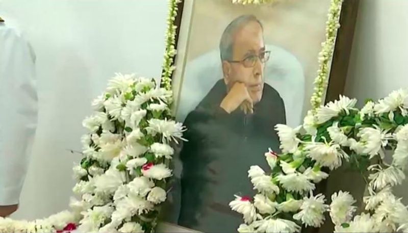 Pranab Mukherjee no more: Tajpur mourns death of former President-dbr