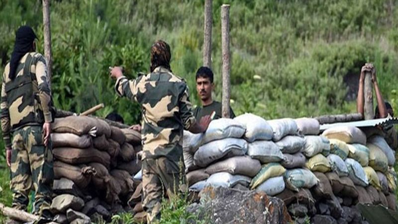 Indian Army trooper killed 2 others injured along LoC in north Kashmir