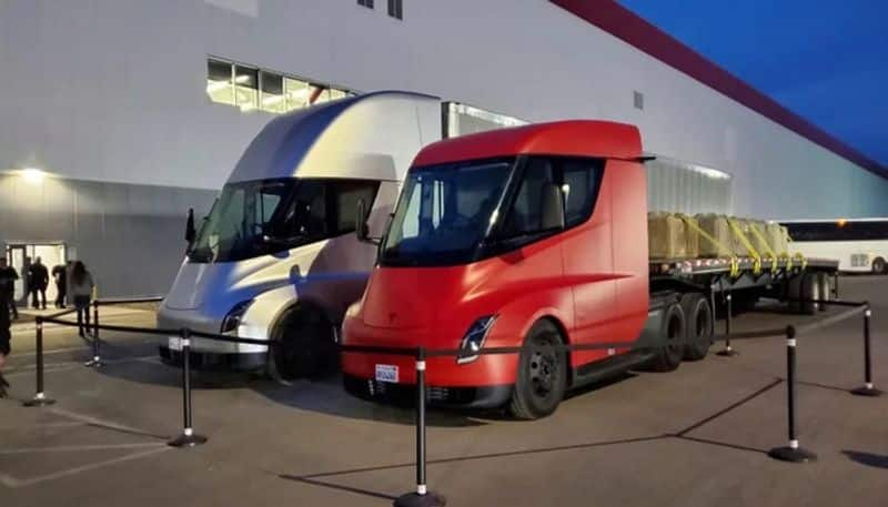 Bill Gates Indicates That Tesla Semi-Trucks Will Not Work it needs more batteries