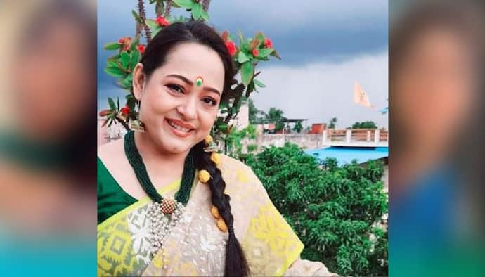 Bengali Serial: শীঘ্রই ছোট পর্দায় ফিরছেন অপরাজিতা আঢ্য, দেখা দেবেন লক্ষ্মী কাকিমার সাজে