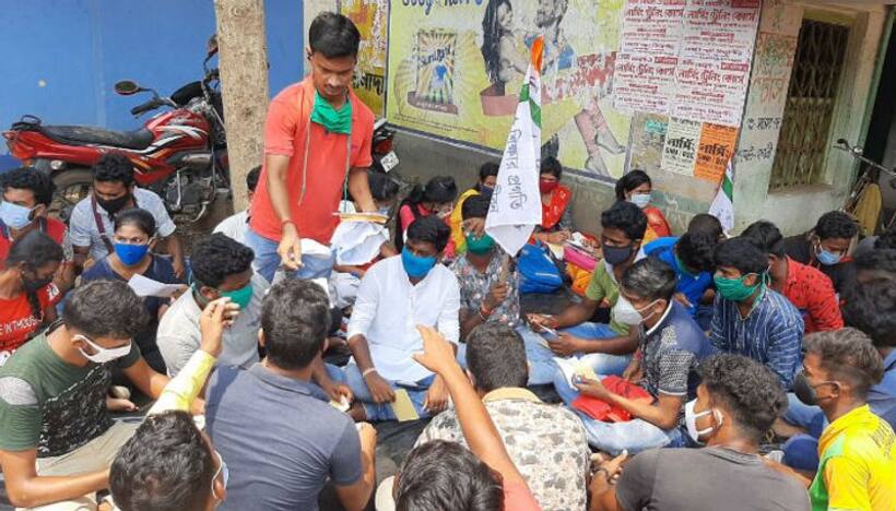 West Bengal: Students write to PM Modi demanding free mobile and internet services for online classes