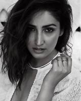 Here's what Yami Gautam said when fan asked 'Do you do drugs'?
