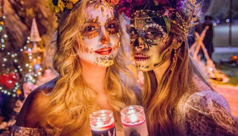 Day of the Dead Mexican holiday celebration images