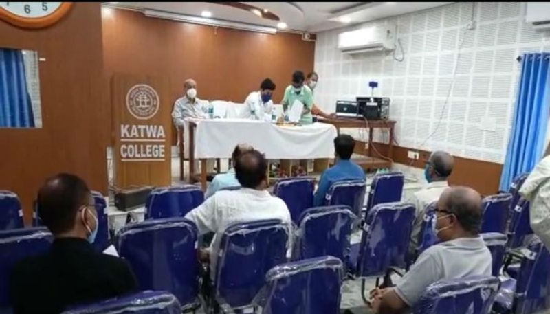 Katwa College exam corruption controversy: Investigation committee formed against 3 accused professors-dbr