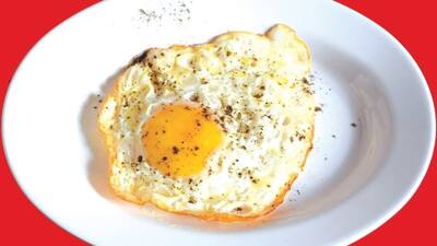 Try this Indian-style poached eggs with spicy avocado, cheese and walnut for healthier breakfast options