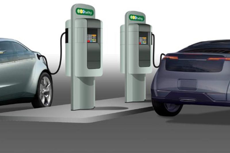 India govt plan to install charging infrastructure 69000 petrol pumps across the country ckm