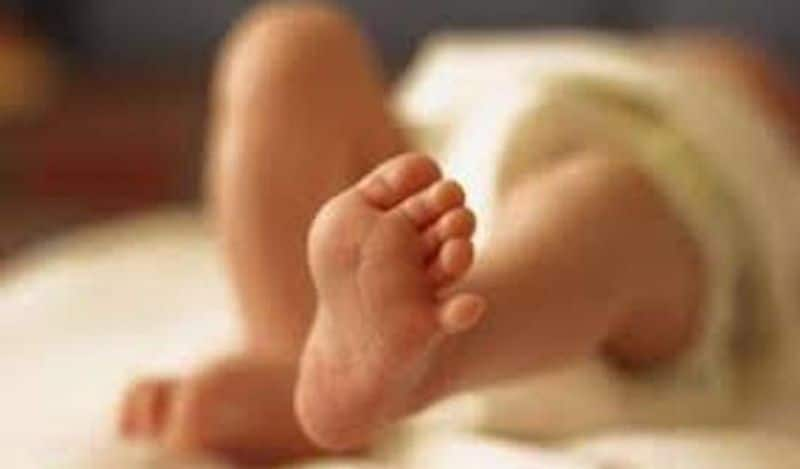 covid 19 women quadruplets in uttar pradesh one baby on ventilator