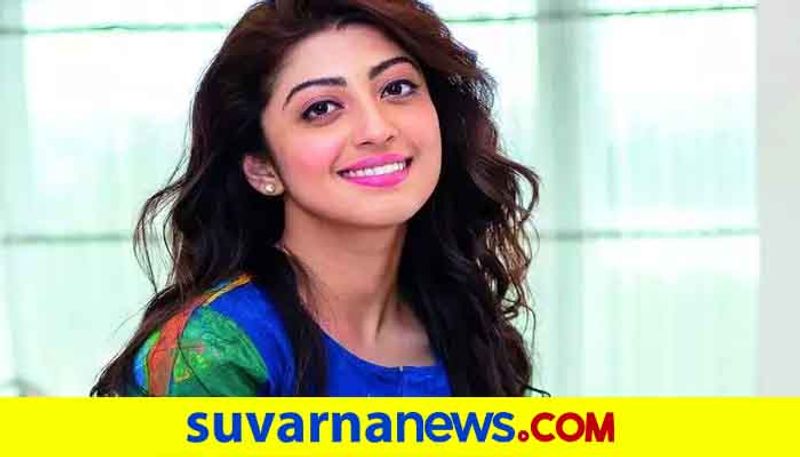 Kannada actress Pranitha Subhash supports Udupi Weavers vcs