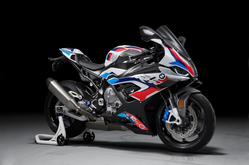 BMW launches M 1000 RR