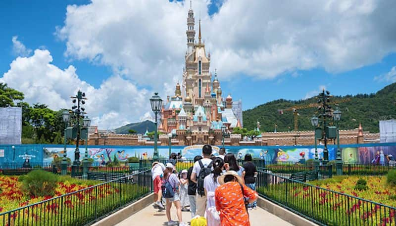 Coronavirus Hong Kong Disneyland reopens for second time as city again reports near-zero COVID-19 cases-snj