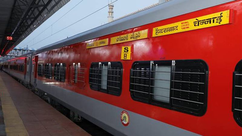 IRCTC sent Ticket confirmation message in a Tamil Nadu passenger sparked hindi imposition ckm