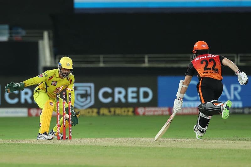 IPL2020 Kane Williamson Loses His Cool After Run-out