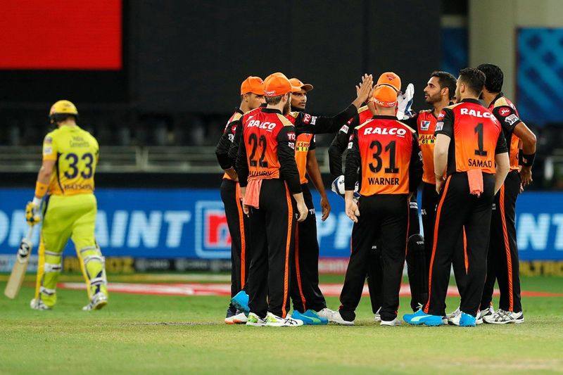 IPL 2020 Sunrisers Hyderabad won by 7 runs against csk dubai