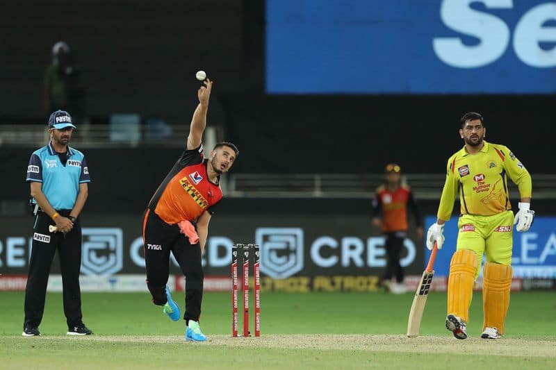 IPL 2020 Chennai Super Kings vs Sunrisers Hyderabad Live Updates SRH beat csk by 7 runs