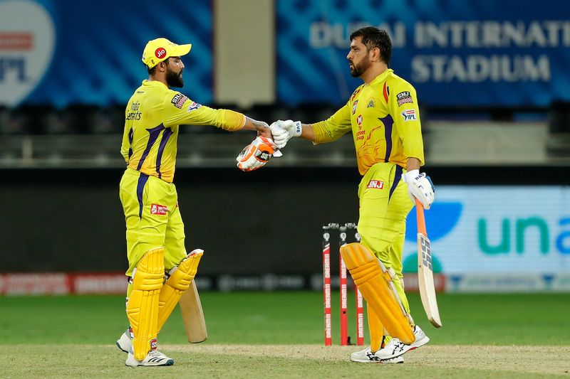 chennai retained five players including ms dhoni and ravindra jadeja