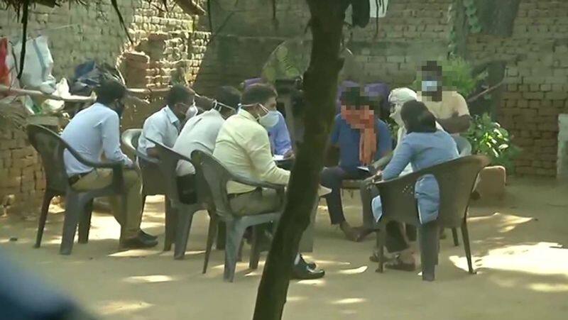 Hathras gangrape case: SIT reaches victim s village, records statements of family-dnm