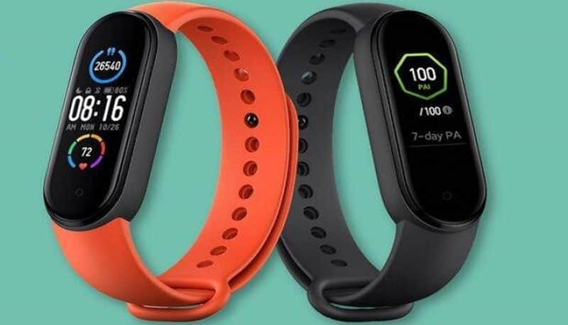 3 best fitness bands under 2500 in india-sak