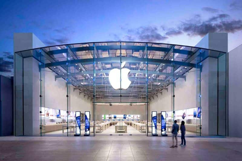 Apple opens its largest technology centre in Bengaluru; Leases 4 lakh sqft office space -ymn