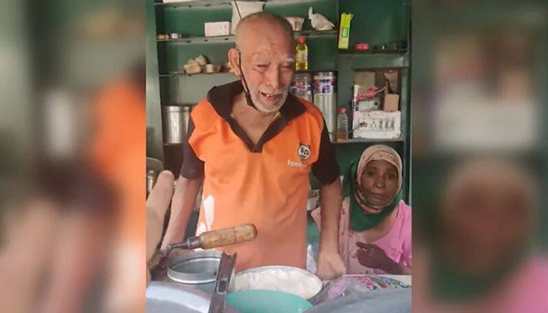 80-year-old couple  running Baba Ka Dhaba in delhi lose income in pandemic