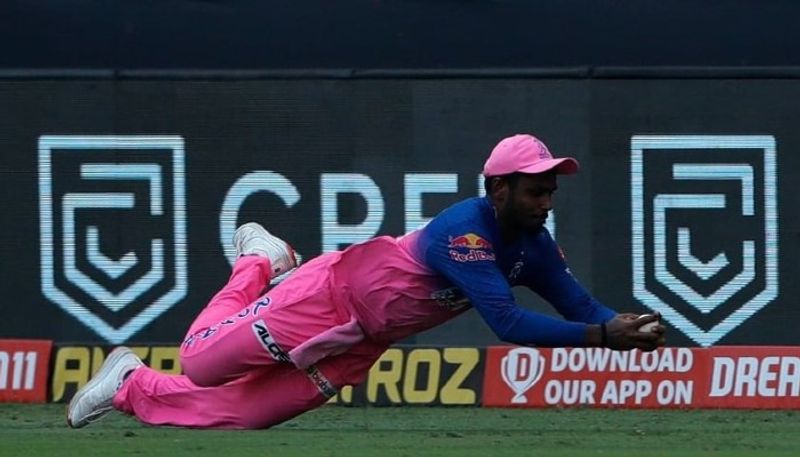 IPL 2020 watch video sanju samson takes a stunning catch