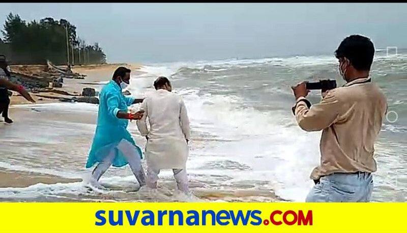 Karnataka Padubidre Beach Bags Blue Flag Award rbj