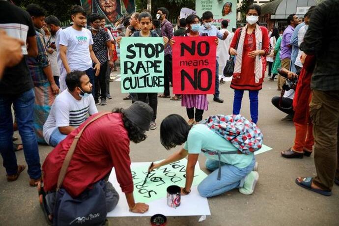 যোগী রাজ্যে হাত বাঁধা অবস্থায় মিলল দলিত কিশোরীর দেহ, ময়না তদন্তে নিশ্চিত আরও একটি ধর্ষণ-হত্যা