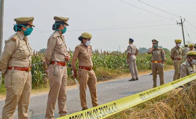 हाथरस के बाद अब चित्रकूट: गैंगरेप के बाद पीड़िता ने लगाई फांसी, गांव में चप्पे-चप्पे पर तैनात पुलिस