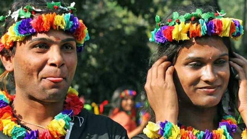 In a 'traditional' wedding in Chennai, a Tamil Nadu woman marries a Bangladeshi girl.