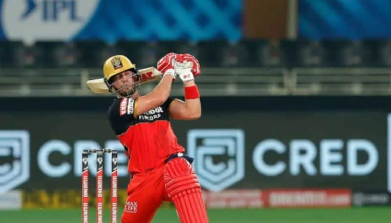 IPL 2020 RCB vs KXIP Cricket fraternity fires rcb on AB de Villiers batting order