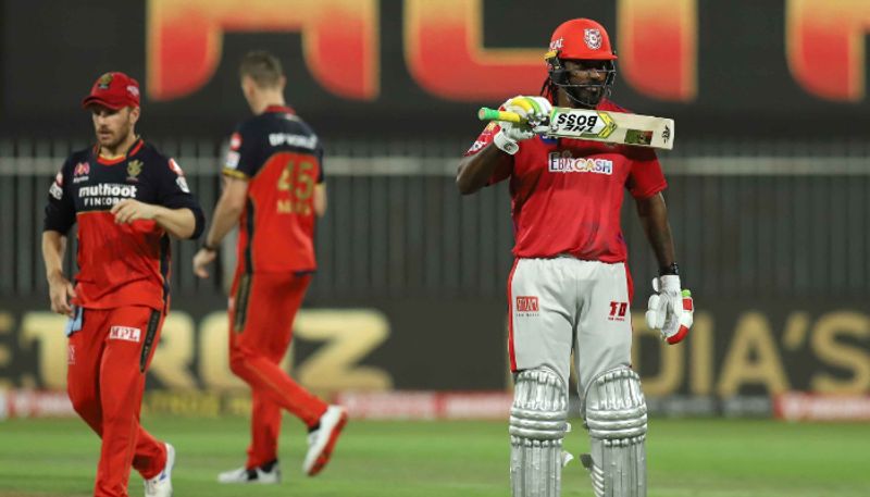 IPL 2020 RCB vs KXIP Chris Gayle completes 10000 runs coming via boundaries in t20