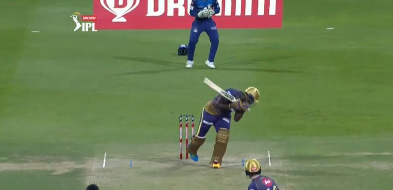 IPL 2020 No reply for Andre Russel for this Bumrah Boucner