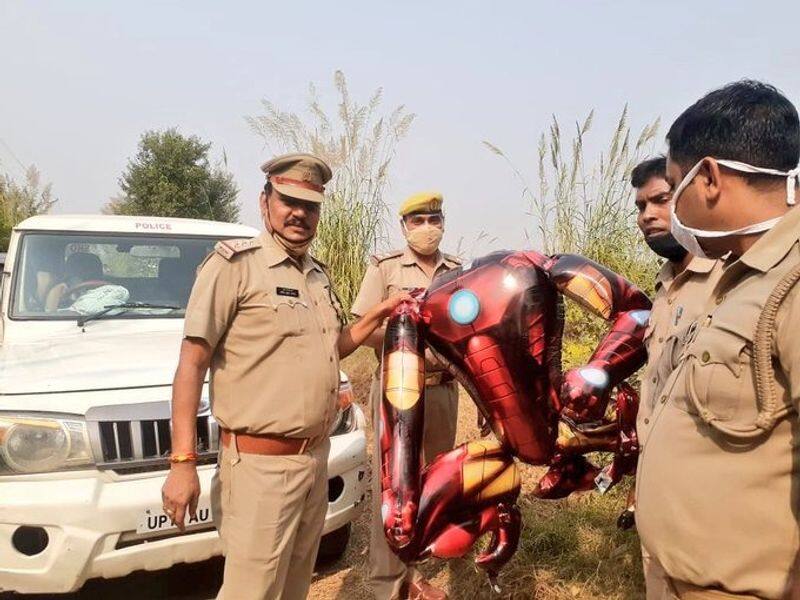 People scared by seeing alien-like object in noida