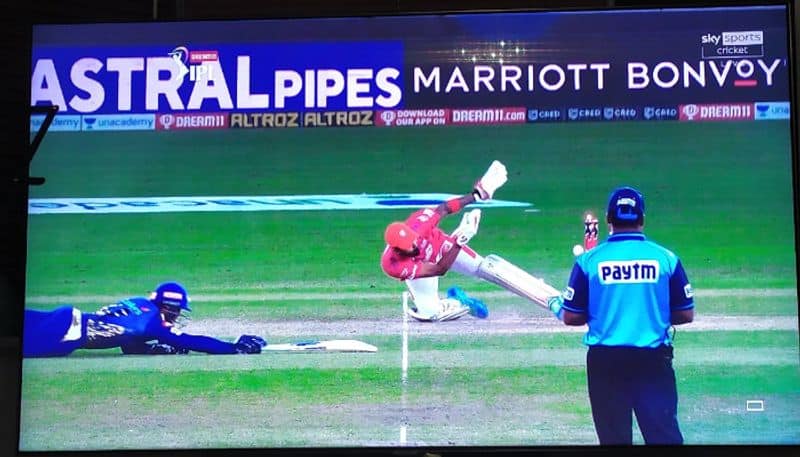 IPL MI vs KXIP Watch KL Rahul stunning stumping to out de Kock