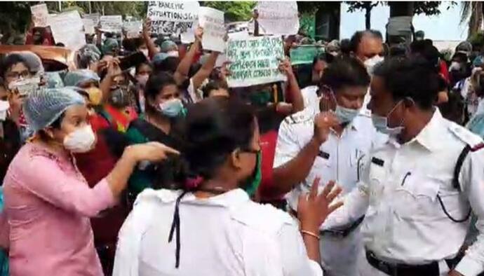 'রাজ্যবাসীরা চাকরি পাচ্ছে না-দখলে বহিরাগতরা', স্বাস্থ্য ভবনের সামনে গর্জন ৩ হাজার নার্সের