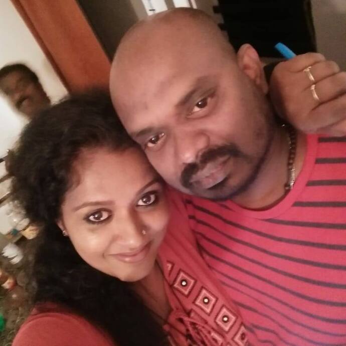 <p>"ഇന്ന് ഞങ്ങളുടെ വിവാഹ വാര്‍ഷികമാണ്. ഇതിനിടയിൽ തന്നെ പലരും പല പ്രാവശ്യം ഞങ്ങളെ ഡിവോഴ്സ് ചെയ്യിപ്പിച്ചു.. സുനിച്ചനെ ആത്മഹത്യ ചെയ്യിപ്പിച്ചു.."</p>
