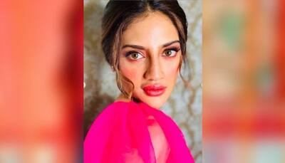 'হুবহু বৃহন্নলার মত দেখতে', অ্যালেজেড Lip Filler-এর কারণেই কি এই হাল নুসরতের