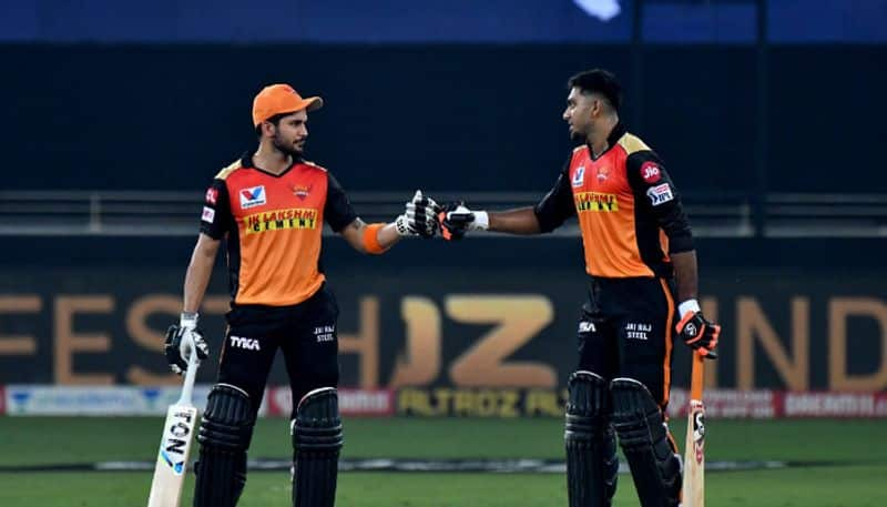 IPL 2020 RR vs SRH Manish Pandey Vijay Shankar 140 run partnership is new Milestone